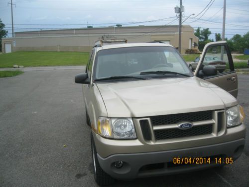 2002 ford explorer sport trac xl sport utility 4-door 4.0l