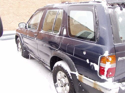 1999 nissan pathfinder se sport utility 4-door 3.3l