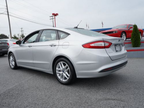 2013 ford fusion se