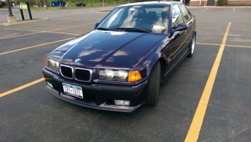 1998 bmw m3 sedan 4-door 5-speed  no reserve!