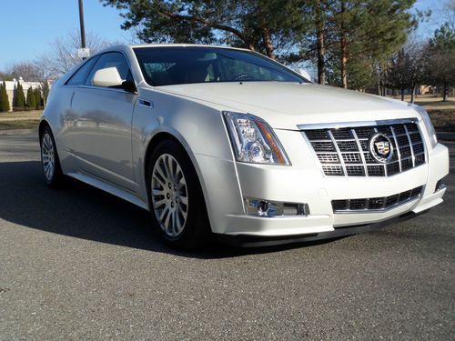 2011  cadillac cts coupe/ no reserve/leather/xenon/heat/cool/onst/sen/18's