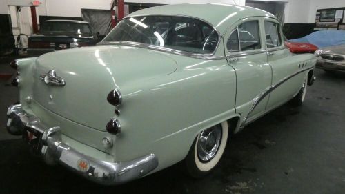 1953 buick 40 special deluxe tourback seddan