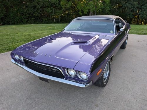 1974 dodge challenger 340ci v8 pistol grip 4 speed plum crazy purple low mi