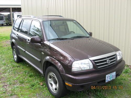 Estate auction 2002 suzuki suv