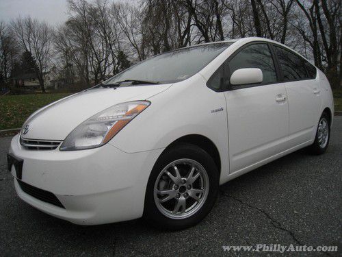 48 mpg! clean carfax! back-up camera! heated leather seats!