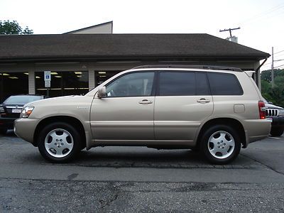 No reserve 2004 toyota highlander limited 4x4 4wd v6 one owner super nice!