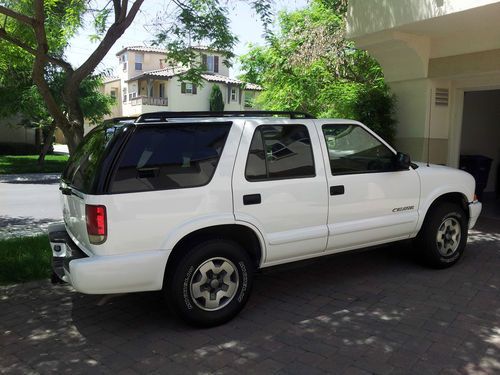 2004 chevrolet blazer ls sport utility 4-door 4.3l