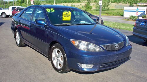 2005 toyota camry le sedan 4-door 2.4l