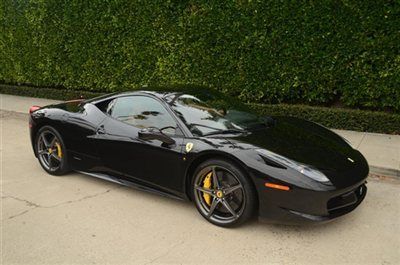 2011 nero daytona ferrari 458 italia coupe. 6k miles. carbon ceramic brakes.