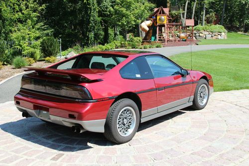 1987 pontiac fiero gt coupe 2-door 2.8l