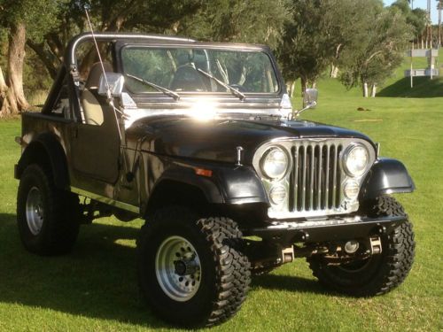 Black beauty-6 cyl-4 speed-soft top&amp; doors-chrome-fun to drive 1984 1986 1987 88