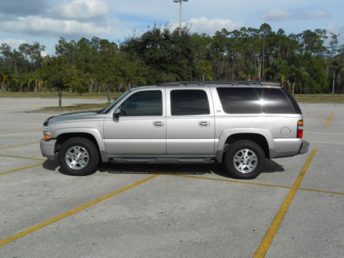 2004 chevrolet suburban 1500 z71 4wd 4dr.