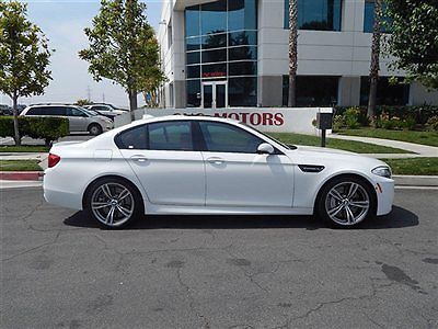 2013 bmw m5 alpine white / sakhir orange / low miles / loaded / msrp $107,995