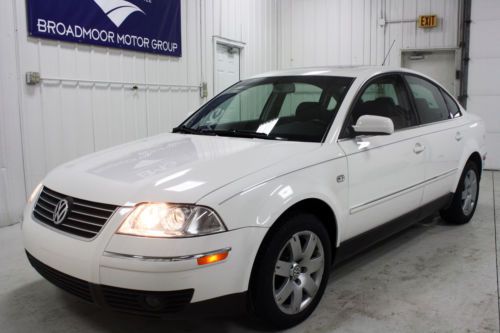 One owner low miles warranty clean smoke free loaded leather heated seats