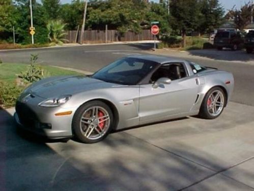 2007 chevrolet corvette z06 hardtop  7l v8 16v manual rwd coupe premium