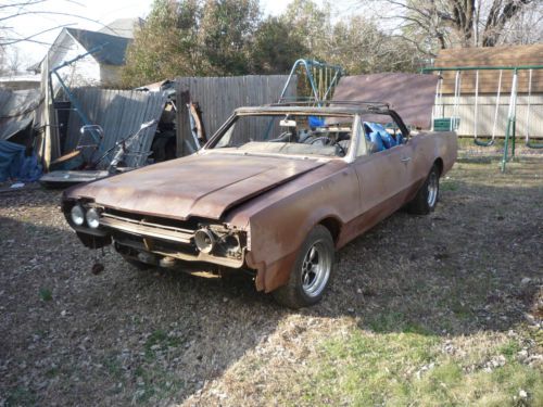 1966 oldsmobile cutlass convertible