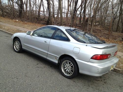 2000 acura integra ls hatchback 3-door 1.8l