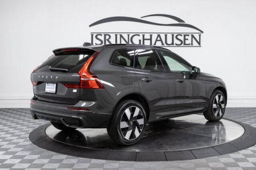 2024 volvo xc60 recharge plug-in hybrid t8 eawd plus dark theme