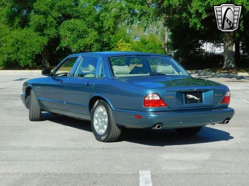 2001 jaguar xj8