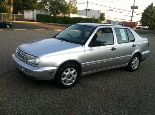 1999 vw jetta tdi - turbodiesel - well kept - diesel - 5speed - 40mpg + - cheap