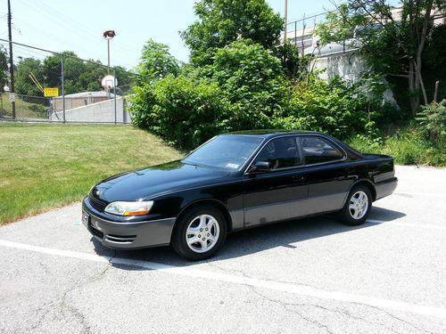 1992 lexus es300 base sedan 4-door 3.0l~super clean~looks &amp; rides like new~black