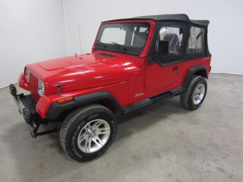 1995 jeep wrangler se 4.0l 5-speed manual 4x4 softtop cd player 80+ pix