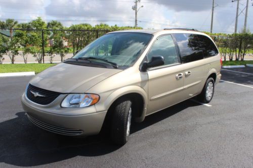 Chrysler town &amp; country lx 2003