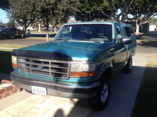 1994 ford f-150 xlt standard cab pickup 2-door 5.8l