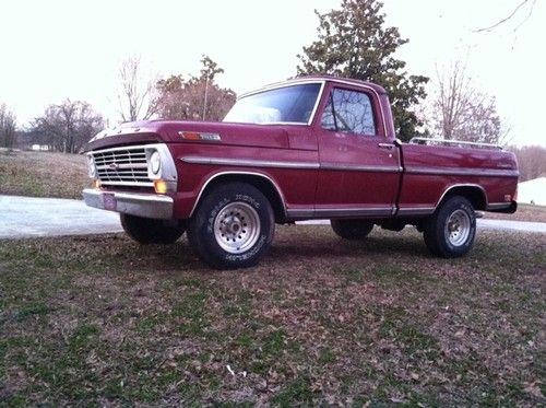 Classic f-100 ranger, 1968, red