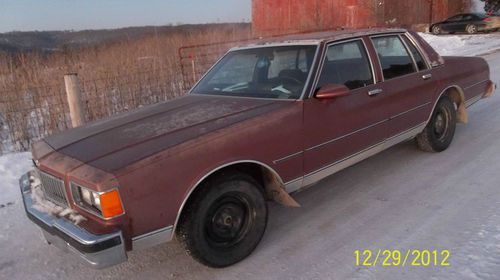 1986 chevrolet caprice classic sedan 4-door 5.0l