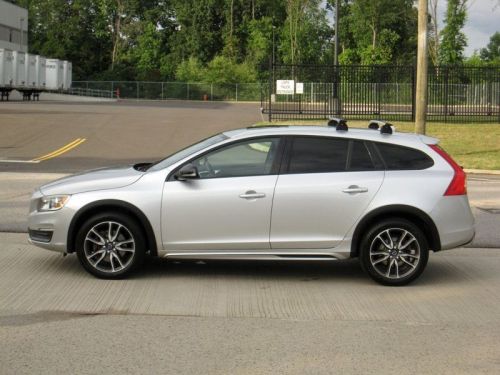 2015 volvo v60 cross country 2015.5 4dr wagon t5 awd