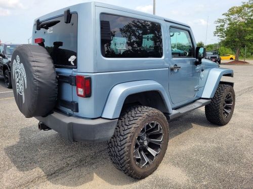 2012 jeep wrangler sahara