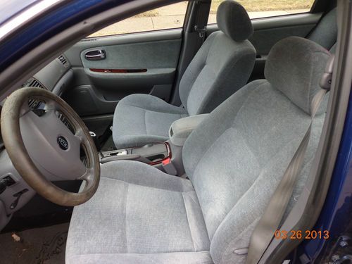 2004 kia optima ex sedan 4-door 2.4l