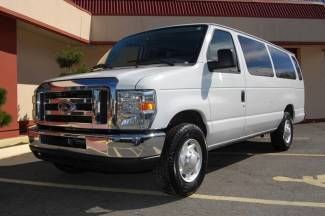 Very nice 2008 model white xlt package ford 15 passenger van!