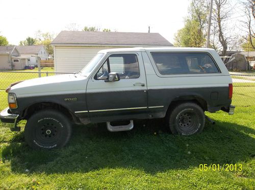 Ford bronco 351 windsor engine #6