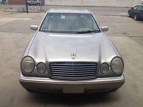 1999 merc benz e 320 -