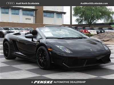 Gallardo- lp550-2- 9300 miles- navigation-backup camera- clean car fax