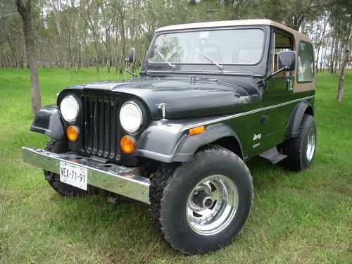 Collectors jeep cj7 4x4 6c. automatic 14,000 miles