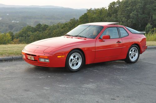 1986 porsche 944 turbo coupe 2-door 2.5l