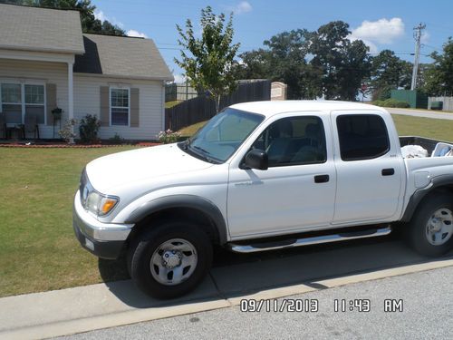 2004 toyota  tacoma