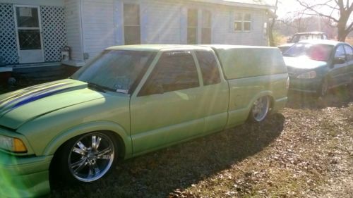 1995 gmc sonoma sle extended cab pickup 2-door 2.2l