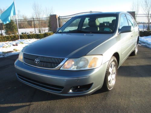 2001 toyota avalon xl leather sunroof power drives great!!! no reserve