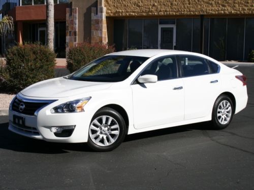 2013 nissan altima 2.5 best buy showroom condition factory warranty