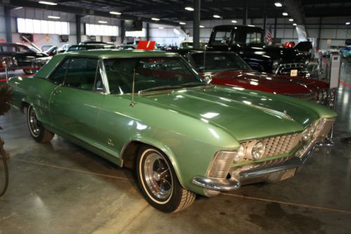 1964 buick riviera base hardtop 2-door 7.0l