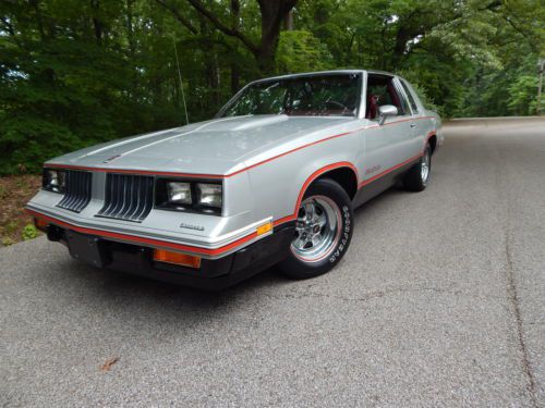 All original!! 84 hurst/olds unbelievable barn find! low mileage 49,440!