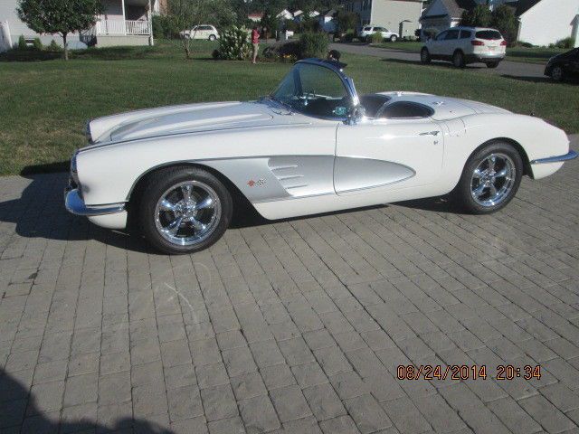 1960 - chevrolet corvette