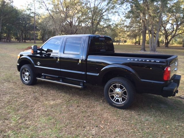 2016 ford f-250 platinum crew cab pickup 4-door