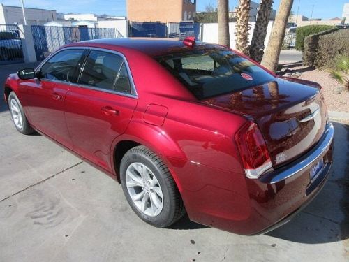 2023 chrysler 300 series touring