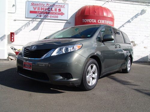 2012 toyota sienna le mini passenger van 5-door 3.5l