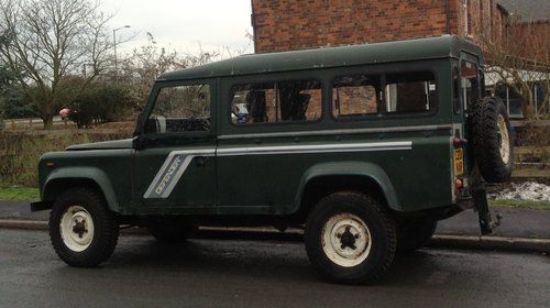 Land rover defender diesel 110 1986 8-seater